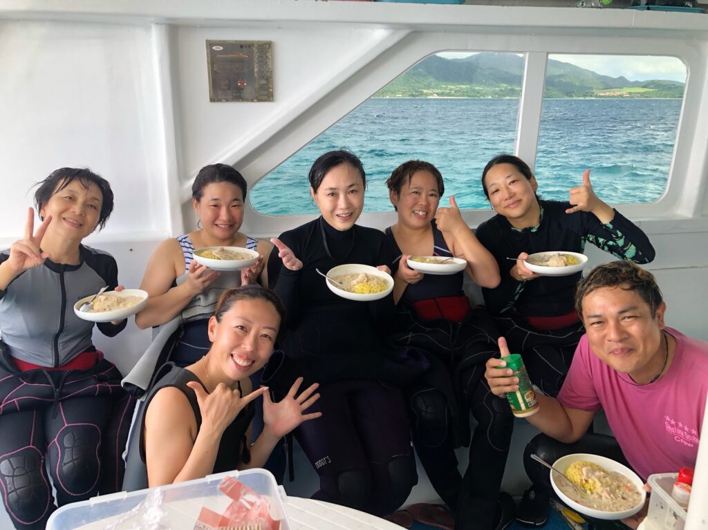 石垣島ダイビングショップのサーフダイブのランチ